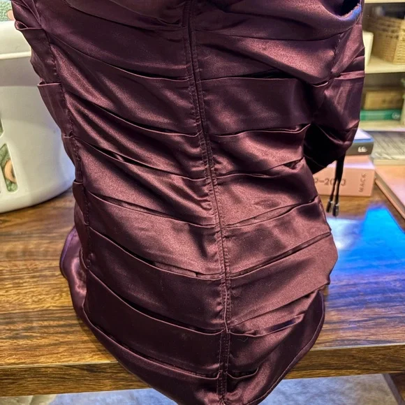 Dynamite Deep Plum Satin-Look Top - Picture 4 of 5